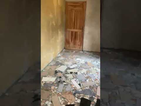 Room Self-Contain To Let at Jakande Estate