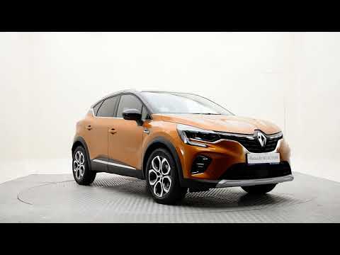 Renault Captur S Edition Desert Orange with Pearl Black Roof