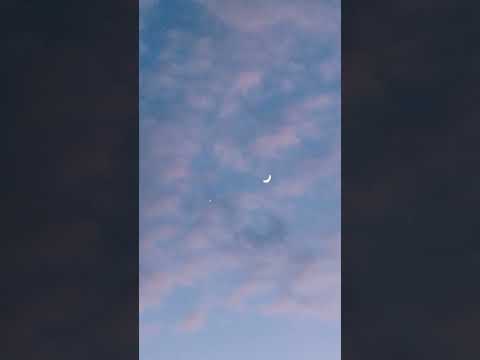 moon Venus and clouds