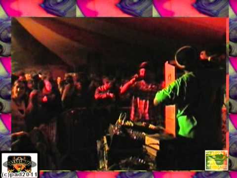 CHANNEL ONE (uk) - Warriors dub for freedom ( jr Delgado selection pt2 ) @ irie vibes 22-7- 2011