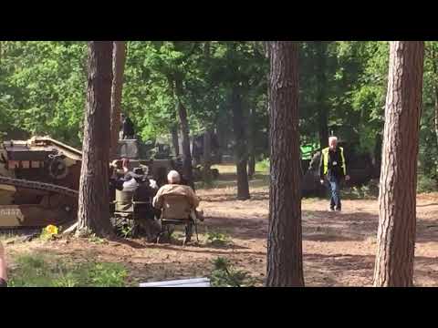 Tiger 2 / Königstiger backing up ( Militacks 2018 Overloon)