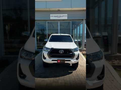 🔥🛻 ¡Poder, resistencia y capacidad para llegar más lejos! Conoce esta Toyota Hilux 2023  #toyota