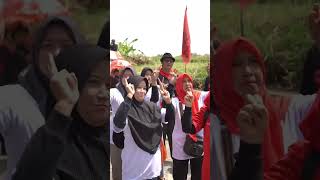 Download lagu Sambutan Meriah di Kota Sumedang. Menaiki Seni Tradisional Sumedang Yaitu Kuda Renggong mp3 Download lagu Sambutan Meriah di Kota Sumedang. Menaiki Seni Tradisional Sumedang Yaitu Kuda Renggong mp3