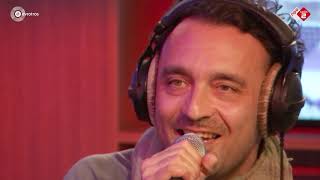 Kraak &amp; Smaak - 'I'll Be Loving You' live bij Rabbering Laat