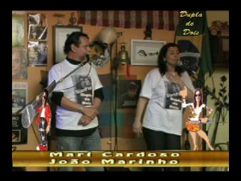 Dupla de dois  Stand Up Mari Cardoso e João Marinho