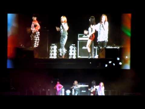 100904 f(x) - La cha Ta SMTOWN LIVE IN LA 2010