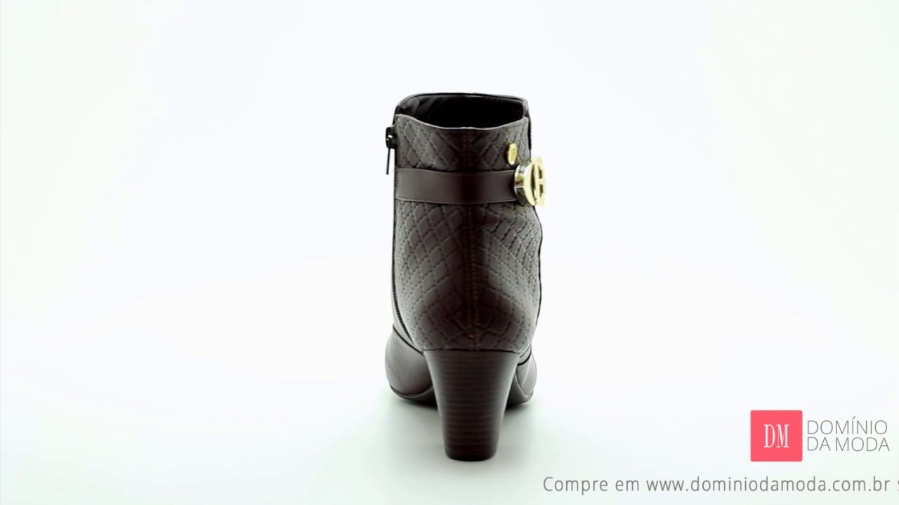 Watch Now Botas Femininas Tamanhos Grandes 41 ao 44: www.dominiodamoda.com.br Botas Femininas Tamanhos Grandes 41 ao 44: www.dominiodamoda.com.br