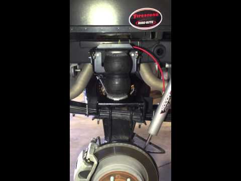 Firestone Ride-Rite Airspring helper kit 2582