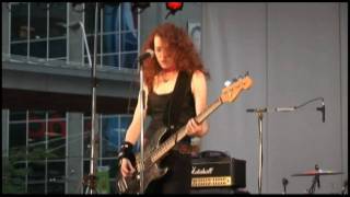 Melissa Auf der Maur @ Dundas Square performing Real A Lie