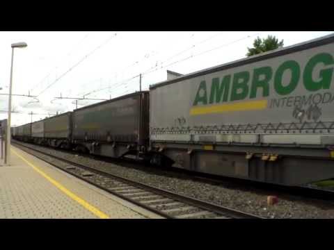 CAIMANO 655.474 CON CARRI MERCI INTERMODALI AMBROGIO, CON MANOVRA. CANDIOLO (TO) 28 - 4 - 2014.