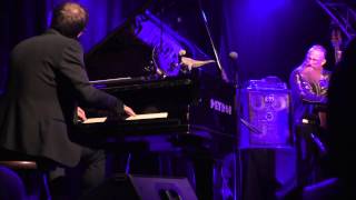 Neil Cowley Trio - Olomouc - 3.11.2014 - Bryce