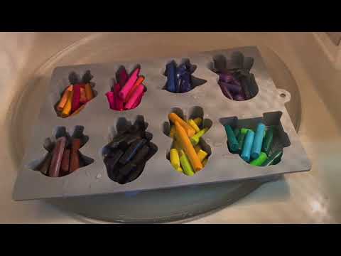 How to cook crayons in microwave