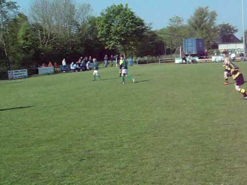 DWP E1 , doelpunt Erwin Roffel tegen Robur E1 uit Harlingen (toernooi AVC 30 APRIL 2009)