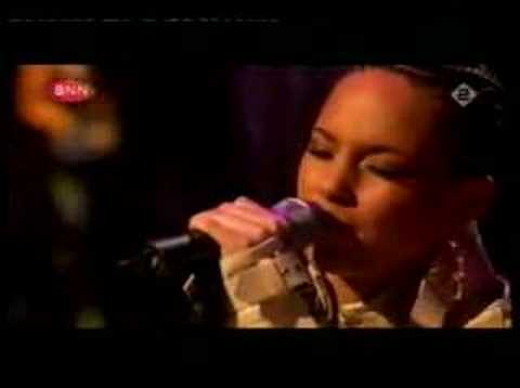 Alicia Keys Live in A'dam Panama, I wanna rock with you