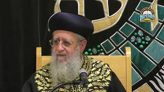 עדות נדירה: כך נסע מרן זצ"ל ברכב לשיעור בזמן רבנו תם I מרן הראשון לציון הגאון רבי דוד יוסף שליט"א (מוסדות יחווה דעת) - התמונה מוצגת ישירות מתוך אתר האינטרנט יוטיוב. זכויות היוצרים בתמונה שייכות ליוצרה. קישור קרדיט למקור התוכן נמצא בתוך דף הסרטון