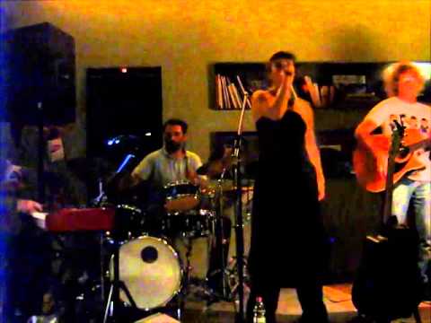 Angelica Lubian Band 'THIS WORLD' (cover Selah Sue)