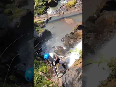 Rapel no Salto do Ariranha em Ariranha do Ivaí - PR 🏞️🌍 #tripdogigante #rapel #cachoeira #paraná