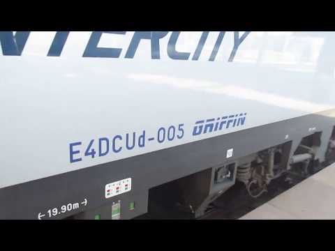 E4DCUd-005 (""GRiFFiN" 5") z EiC 6100 "FREDRO" (WR.GŁ.-WAWA.WSCH.) - start z WR.GŁ.