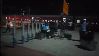preview picture of video 'PARALLEL Race | Howrah RAJDHANI vs Ganga Sutlaj Express Cat & Mouse Race after DDU Departure'