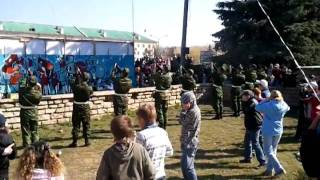 preview picture of video 'Чебаркуль. Салют на 9 мая 2011 года.'