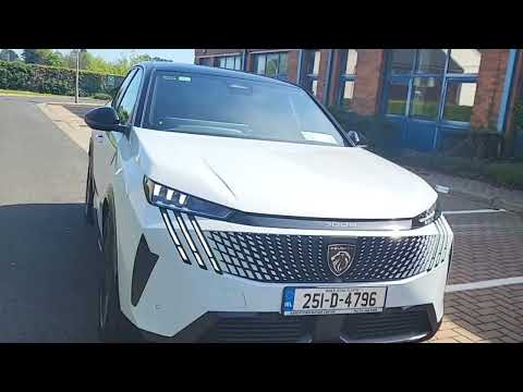 Peugeot 3008 EV 73kwh 210BHP Gt demo - Image 2