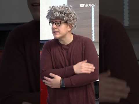 Mach mal: Wenn man eine Jacke anziehen soll