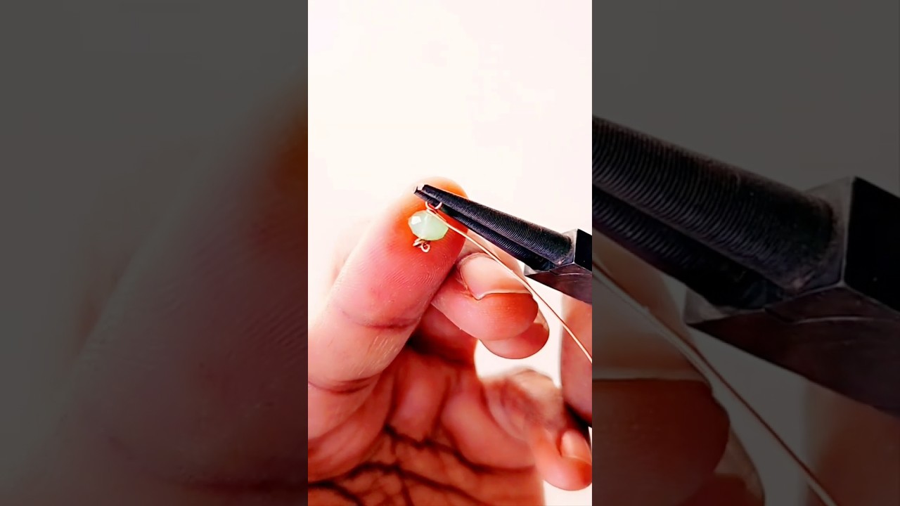 Wire Wrap head pins free Jewelry Tutorial. They magically transform your jewelry to the next level.