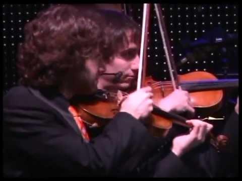 MAMAFUNKO & LIRA NUMANTINA  It's a man's world