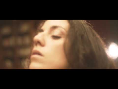 LA CHANCE - Agathe Cipres (Official Video)