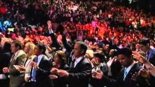 Benny Hinn sings "Alleluia" in Miami