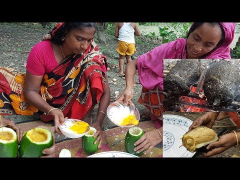How To Cook Egg Omelette In Papaya? Amazing Recipe | Wild Survival Style | Rare Village Foods