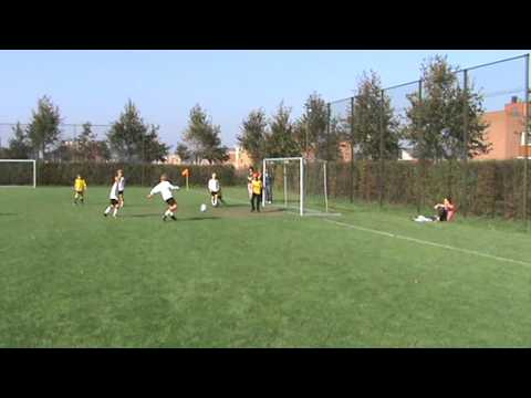 Reiger Boys E2 - Alcmaria Victrix E1 2010 Vrijetrap Calvin