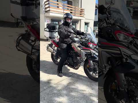 Mau seru-seruan touring bareng keluarga? Yuk, cek rekomendasi motor yang pas untuk si kecil dan ayah! 🏍️✨