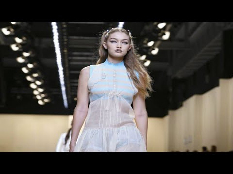 Fendi | Full Show | Women's Wear | Spring/Summer 2017
