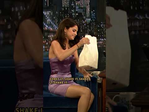 #SelenaGomez teaches #JimmyFallon how she eats popcorn 🍿Original Air Date: 7/21/2010 (Late Night)