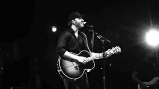 Eric Paslay- She Don't Love Me Sept. 17, 2016