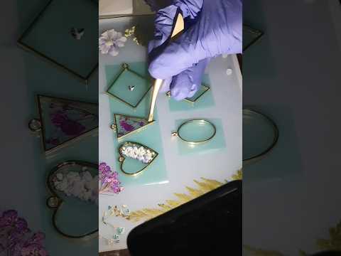 How to Make resin Pendant. #shorts #youtubeshorts #trending #resin #viral #handmade #art #jewellery