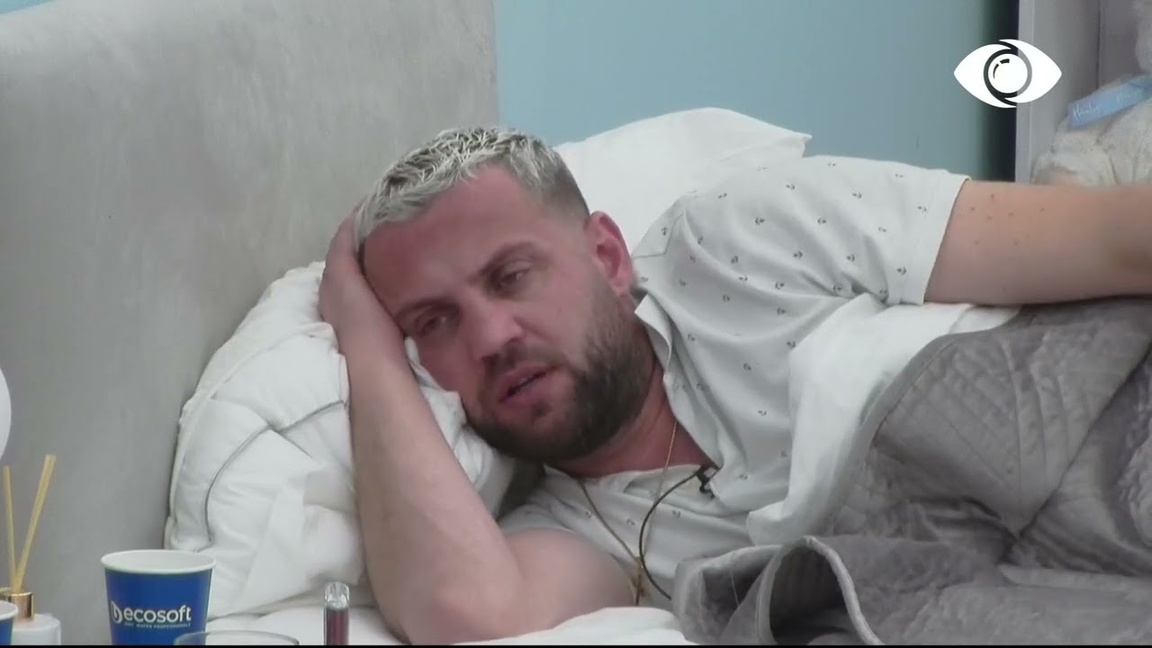 Po mendoj rrugën tjetër, nuk e them dot, Luizi bisedon me Kiarën