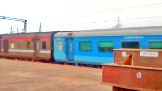 preview picture of video 'Howrah Puri shatabdi Express Crossing Jaleswar Station at Top Speed'