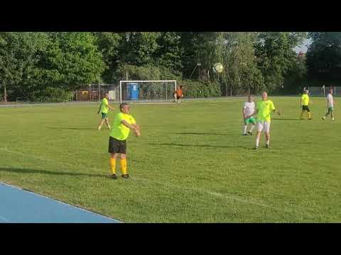 KS MUCHOBÓR Wrocław - OLDBOY ŚLĄSK Wrocław S.A. 2:8(0:3).