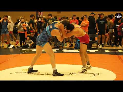 Gabriel Orosco of TJ Trained [R] and Max Miller of Edwardsville WC [B] (170)