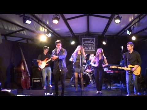 NÁGI  (15)...   DÓSA  SZELINA  ,YA  OU  FENG  ...black  or  white...