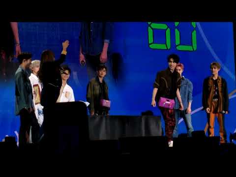 191215 WayV 1st fan meeting in Bkk Day 2 (19) #WayV_FanmeetinginBKK_DAY2 #wayv_fanmeetinginBKK