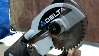 20171118 Part 1 - Delta Miter Saw blade replacement