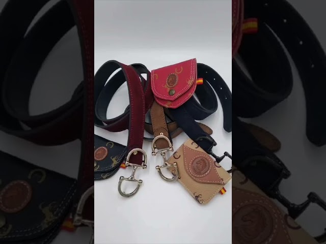 Vídeo relacionado con Tiendas LGP - Pulseras de Goma de Silicona con diseño de VOX y Bandera de España, Verde. 2 unidades