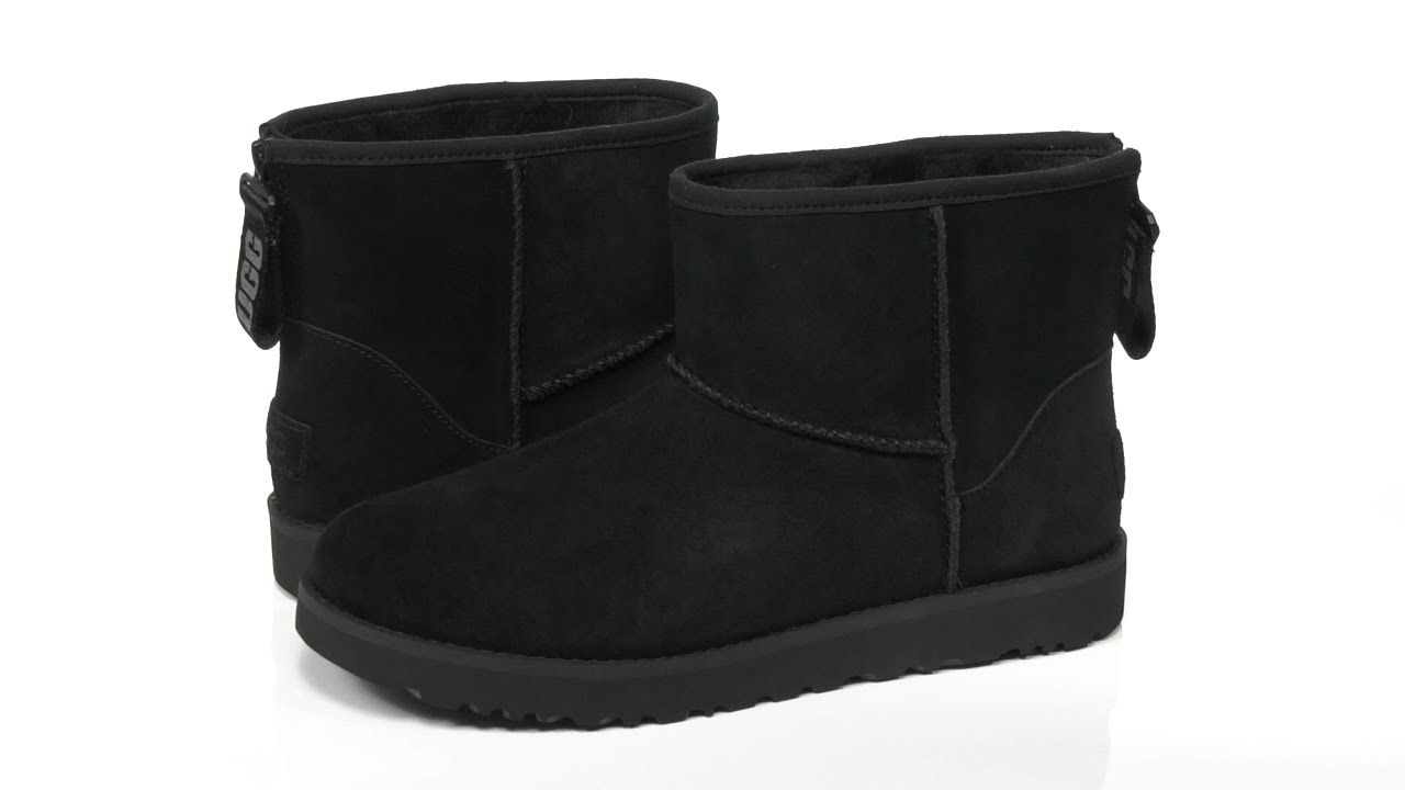UGG Classic Mini Logo Zip SKU: 9524866