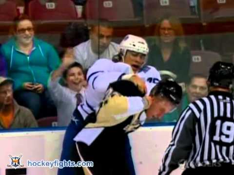 Kyle Neuber vs Stefan Fournier Sep 11, 2011