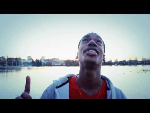 JF.MIKE feat  NIA STYL- Voyagé  ( #AUPIREDESK )