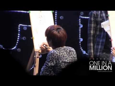 [fancam] 101122 SHINee jonghyun writing in Thai @ Thailand 1st Fan Party