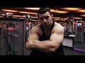 HANDSOME MUSCLE MASHINE | guess how much sm his huge arms